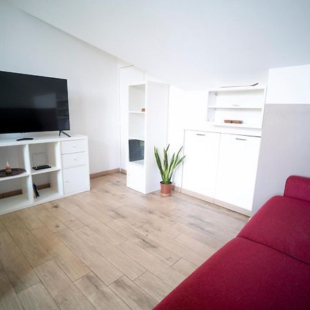Flat With Terrace Close To Forum And Milanofiori Metro Assago Exterior photo