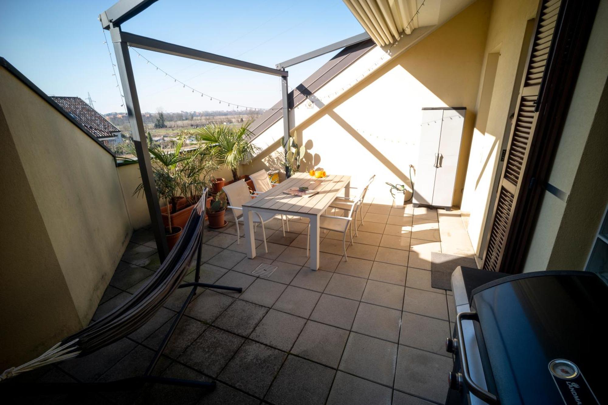Flat With Terrace Close To Forum And Milanofiori Metro Assago Exterior photo